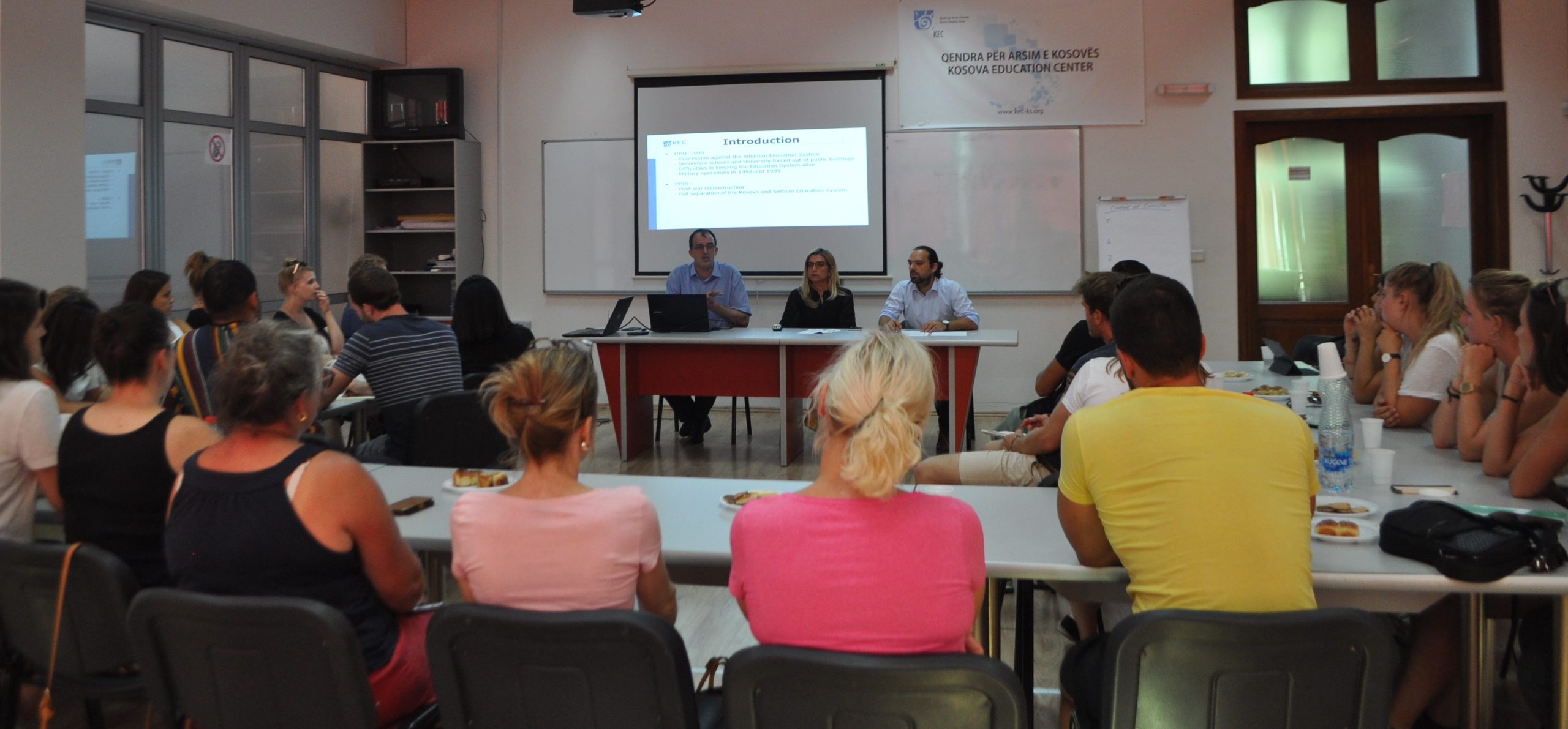 Vizita e studentëve dhe profesorëve nga Universiteti i Cyrihut për përgatitjen e mësuesve PHZH (Pädagogische Hochschule), në Qendrën për Arsim të Kosovës