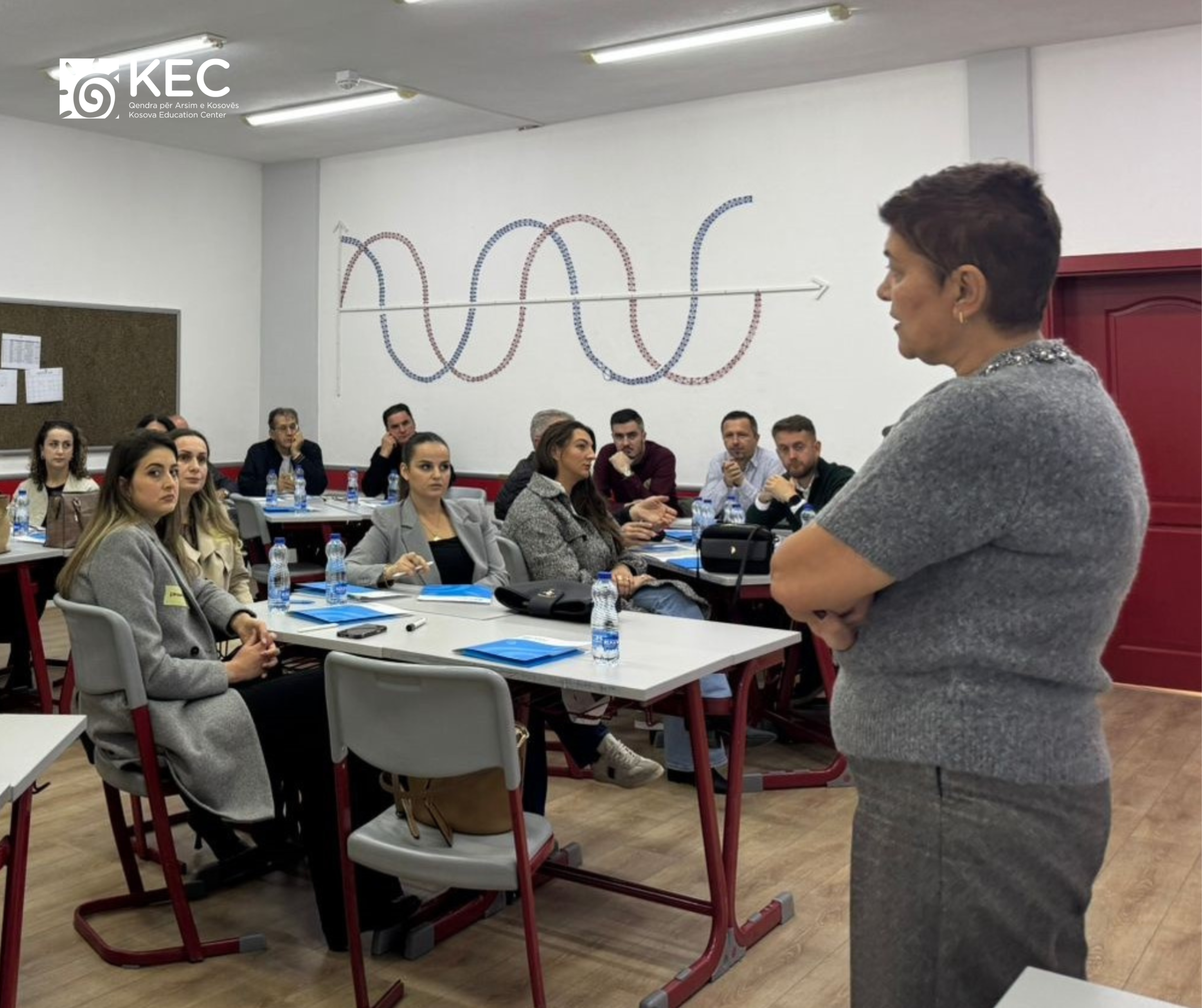 Mësimdhënësit nga Komuna e Podujevës ishin përfitues të dy programeve të zhvillimit profesional të mësimdhënësve