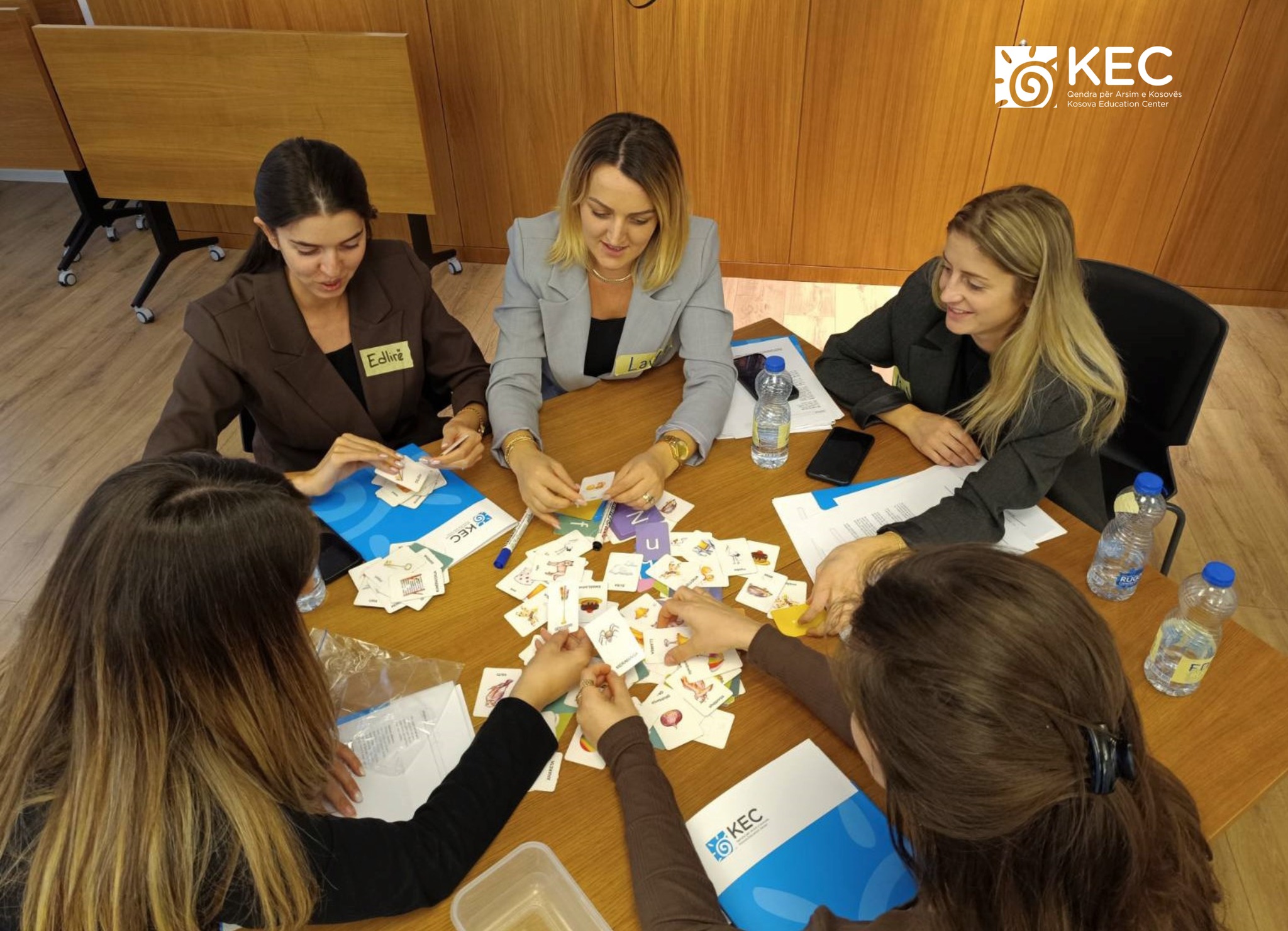 Përfundoi programi i trajnimit “Zhvillimi i shkathtësive të leximit në klasat e hershme”