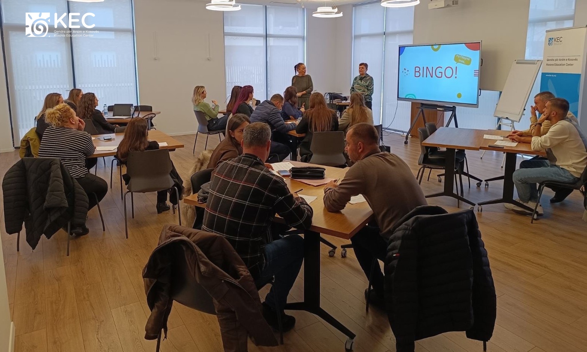 Programi i trajnimit “Komunikimi jo i dhunshëm” me mësimdhënësit